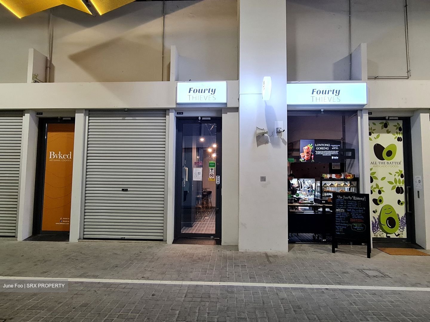 Ct Hub 2 (D12), Retail #457373951